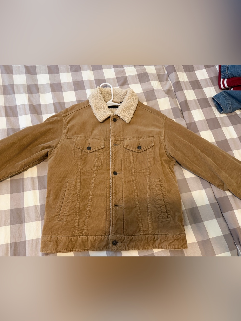 Men’s Sherpa-Lined Tan Corduroy Jacket